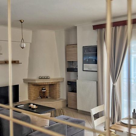 Апартаменты H&H Cozy Retreat Пирей Экстерьер фото